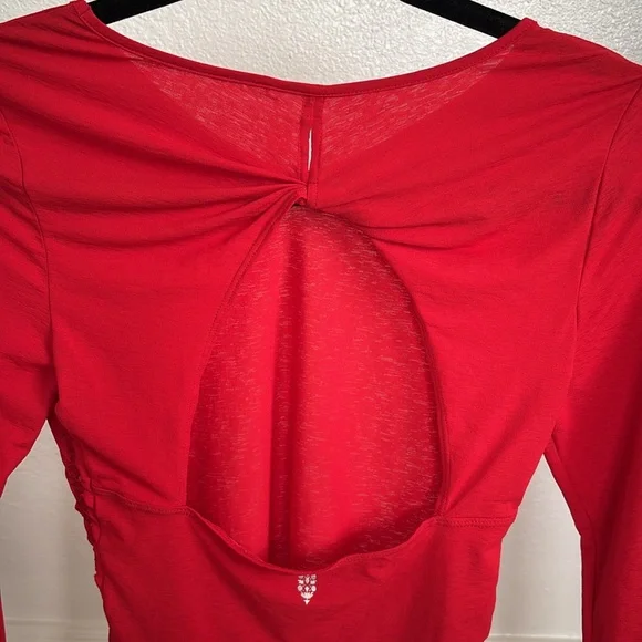 FP Movement Free people Women's Red Long Sleeve Top XS - Picture 7 of 7